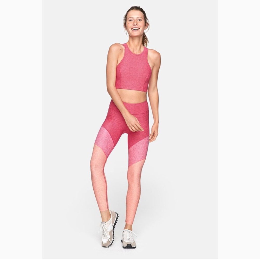 Outdoor voices pink leggings 🌸